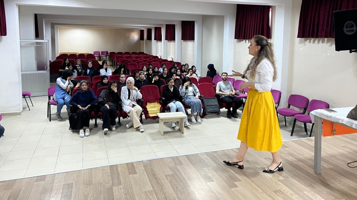 Sosyal medya ve teknoloji bağımlılığı semineri